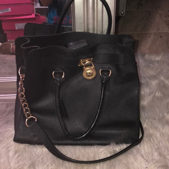 Michael Kors Handbag 👜 - Picture 2 of 6